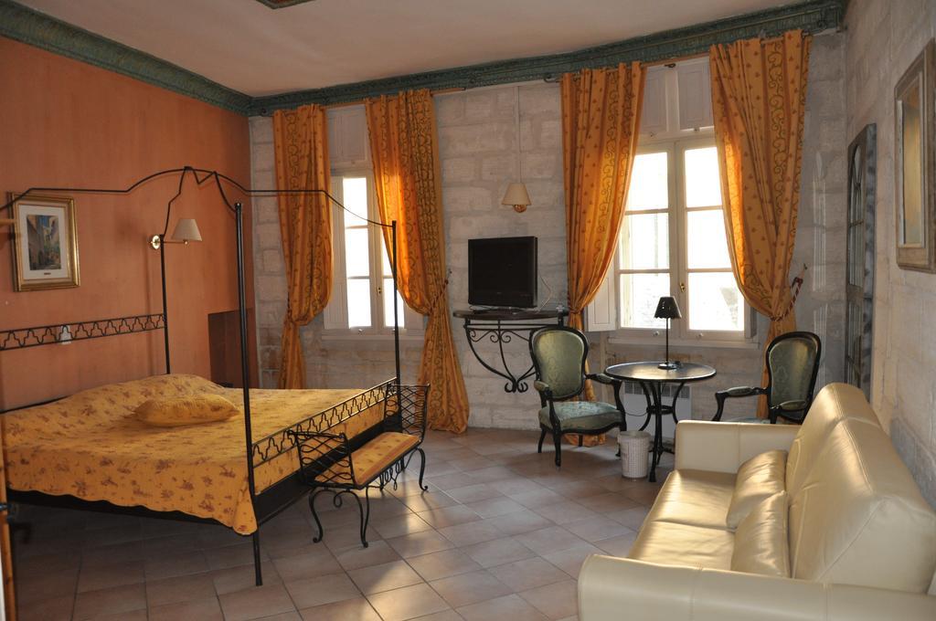 Hotel Du Palais Des Papes Avignon Bagian luar foto